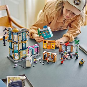 LEGO Creator 3 w 1 Główna ulica (31141) 5