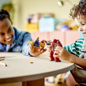 LEGO Marvel Hulkbuster Iron Mana vs. Thanos (76263) 4