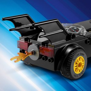 LEGO DC Batman Batmobil Pogoń: Batman kontra Joker (76264) 4