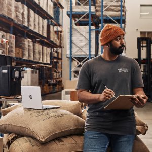 Laptop HP ProBook 440 G9 i5-1235U / 8 GB / 512 GB / W11 Pro (6F1Q4EA) 14