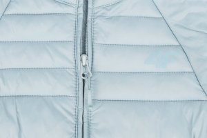 4f Kamizelka damska puchowa 4F F091 jasny niebieski 4FSS23TDJAF091 34S S 4