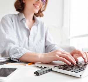 Pendrive ADATA UE800, 1 TB  (AELI-UE800-1T-CSG) 6