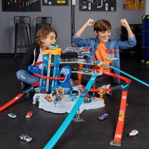 Zuru Garaż Atak Goryla 9