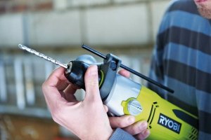 Wiertarka Ryobi Wiertarka udarowa 1010W 2 BIEGI RYOBI RPD1010-TA5 4