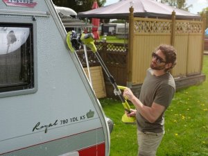 Ryobi Szczotka akumulatorowa R18TPS-120G 9