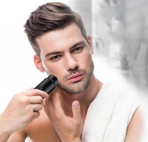 Golarka Aptel Turystyczna Maszynka do Golenia Akumulatorowa Golarka do Pielęgnacji Zarostu czarna AG944 5