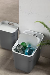 Kosz na śmieci Kadax do segregacji uchylny niebieski 5