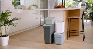 Kosz na śmieci Kadax do segregacji uchylny niebieski 6