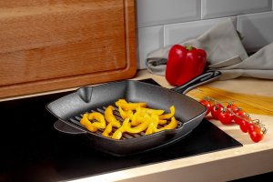 Patelnia Brunbeste grillowa Żeliwna 28cm 2