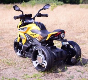 Import SUPER-TOYS MOTOR NA AKUMULATOR SPEED Z PILOTEM DWA SILNIKI /HZBB-1188F-RC 10