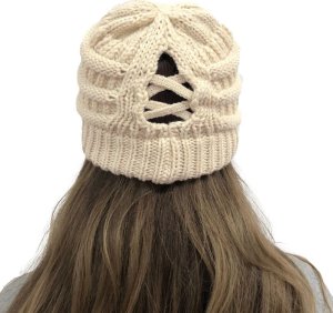 Modi Home Czapka zimowa na kucyk - biała 3