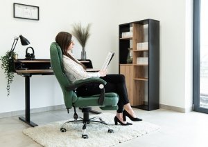 Krzesło biurowe Artnico Fotel biurowy Artnico Misi 3.0 ciemnozielony podnóżek masażer + PODKŁADKA GAMINGOWA 3