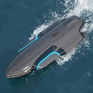 Motorówka ŁÓDka Zdalnie Sterowana 30 KM/H Carbon 2