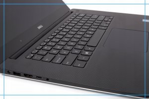 Laptop Dell Precision 5520 Intel Core i7 NVIDIA Quadro M1200 32GB DDR4 512GB SSD Windows 10 Pro 15.6" 9