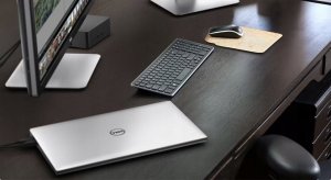 Laptop Dell Precision 5520 Intel Core i7 NVIDIA Quadro M1200 32GB DDR4 512GB SSD Windows 10 Pro 15.6" 10