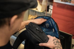 Pacsafe Metrosafe LS450 ECONYL backpack Econyl Black 18