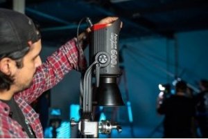 Lampa studyjna Lampa LED Aputure Light Storm LS 600d - V-mount 17