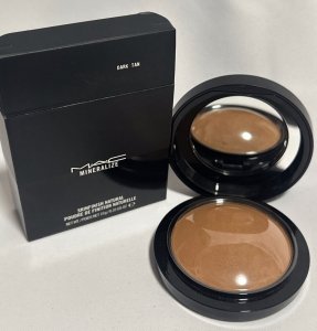 MAC , Mineralize SkinFinish Natural, Illuminating, Compact Powder, Natural Dark Tan, 10 g For Women 2