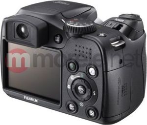 Aparat cyfrowy Fujifilm S5700 + Czytnik Kart Pamięci Discovery 2