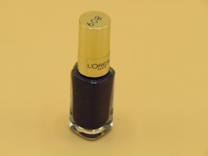 L’Oreal Paris L'Oreal Paris, Color Riche Le Vernis, Nail Polish, 609, Divine Indigo, 5 ml For Women 1