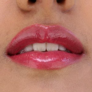 All Tigers Shining Lip Gloss 601 Silence The Critics 8 ml For Women 2