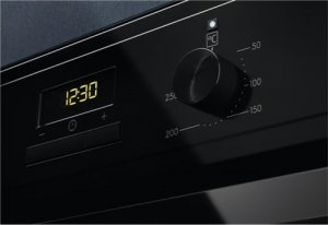 Piekarnik Electrolux EOF3H50BK 6