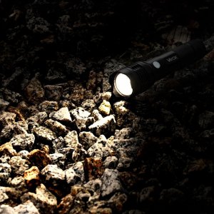 Latarka Vayox Latarka taktyczna XHP50 800lm USB-C VA0116 Vayox 2