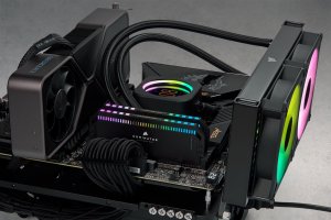 Pamięć Corsair Dominator Platinum RGB, DDR5, 64 GB, 6400MHz, CL32 (CMT64GX5M2B6400C32) 2