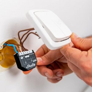 Shelly Shelly Qubino Wave 2PM 5