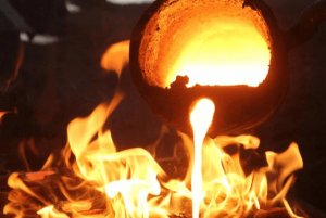 Hurtex Ruszt Żeliwny do Kominka 32,5x32 3