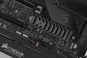 Dysk SSD Corsair MP600 PRO XT 8TB M.2 2280 PCI-E x4 Gen4 NVMe (CSSD-F8000GBMP600PXT) 2