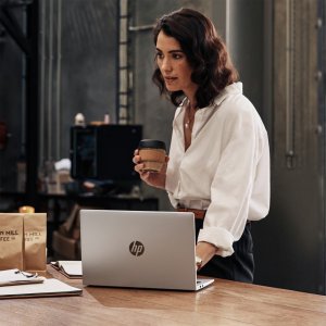 Laptop HP Laptop HP ProBook 440 G9 / 724B8EA / Intel i5 / 16GB / SSD 512GB / Intel Xe / FullHD / Win 11 Pro / Srebrny 8