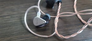 Słuchawki Moondrop MOONDROP Variations Słuchawki IEM 1DD+2BA+2EST 2