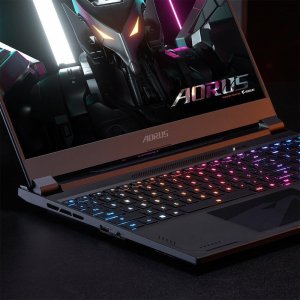 Laptop Gigabyte Aorus 15X ASF i9-13980HX  / 16 GB / 1 TB / W11 / RTX 4070 / 165 Hz (ASF-D3EE754SH) 15
