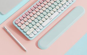 Klawiatura Ugreen Bezprzewodowa klawiatura mechaniczna UGREEN KU101 BT (Różowo-niebieska) 7