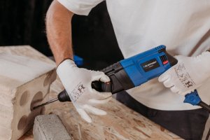 Wiertarka Blaupunkt WIERTARKA UDAROWA ID-8010 (900W, 3000 OBR/MIN., UDAR, ŚRED. drewno 25 mm, beton 13 mm, stal 10 mm, UCHWYT) 9