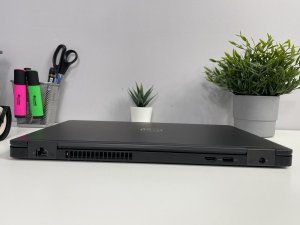 Laptop Dell Precision 3530 7