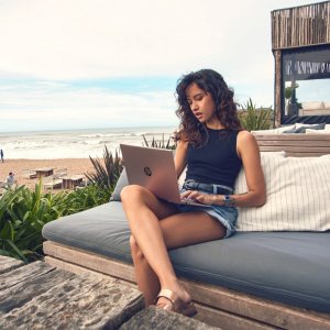 Laptop HP Laptop HP 14-cf2112wm / 5T9T7UA / Intel N4120 / 8GB / eMMC 64GB / Intel UHD / HD / Win 11 / Różowy 9