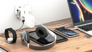 Skross SKROSS World Adapter MUV USB strømfors 3