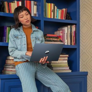 Laptop HP Pavilion 15-eh1052wm Ryzen 5 5500U / 8 GB / 512 GB / W11 (4J8D6UA) 7