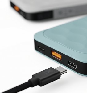 Powerbank Xtorm Powerbank FUEL5 10.000mAh 20W 2xUSB-C PD,1xUSB-A Teal Blue 12