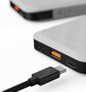 Powerbank Xtorm Powerbank Fuel5 10.000 mAh 20W 2xUSB-C PD,1xUSB Biały 12