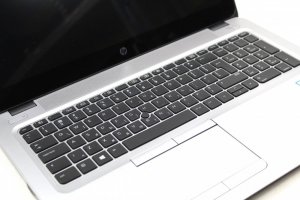 Laptop HP Elitebook 850 G3 i5-6300U 8GB 256GB 15,6" Dotykowy FHD Windows 11 Pro Biznesowy Ultrabook 10