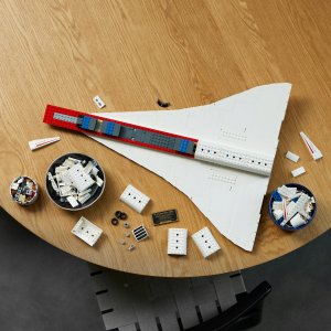 LEGO Icons Concorde (10318) 9