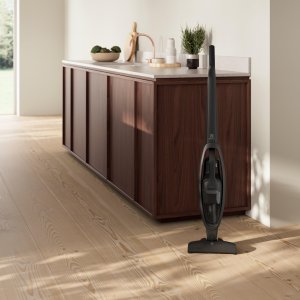 Odkurzacz pionowy Electrolux 300 Clean ES31CB18GG 3