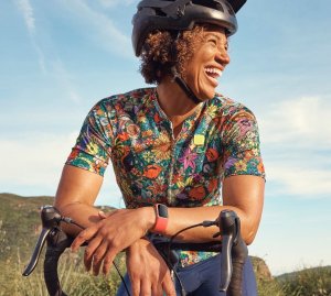 Smartband Fitbit Fitbit Activitytracker Charge 6 champagne (GA05184-EU) (GA05184EU) 6