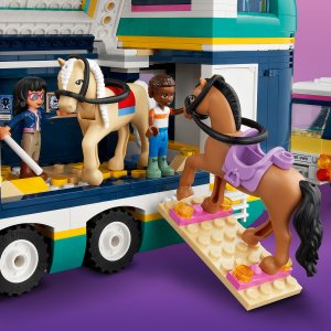 LEGO Friends Przyczepa na wystawę koni (41722) 6