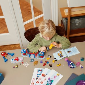 LEGO Marvel Spider-Man Siedziba główna Pajęczej Drużyny (10794) 3
