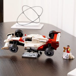 LEGO Icons McLaren MP4/4 i Ayrton Senna (10330) 4