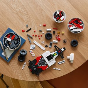 LEGO Icons McLaren MP4/4 i Ayrton Senna (10330) 7